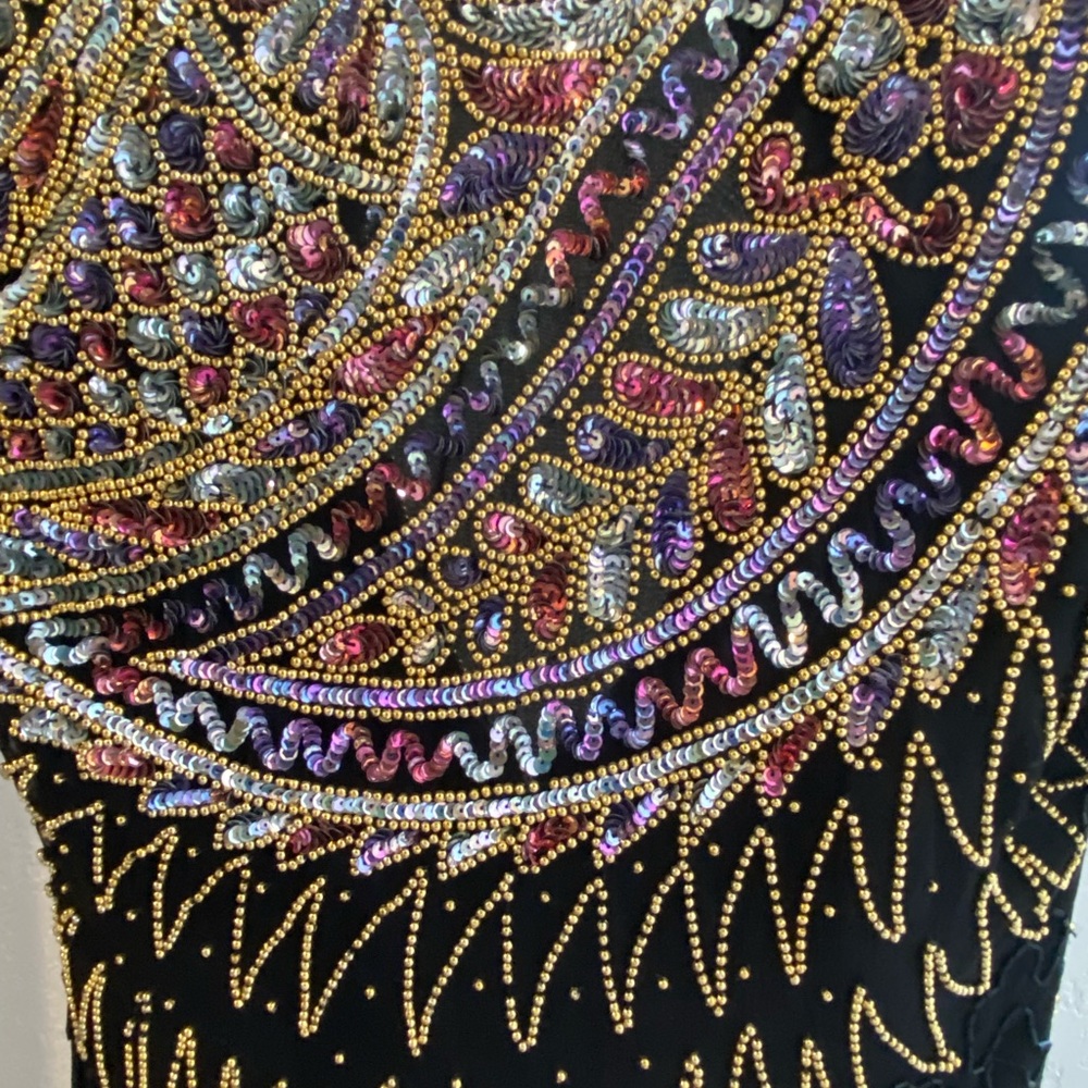 Sequin cocktail dress with embellishments - Picture 4 of 8